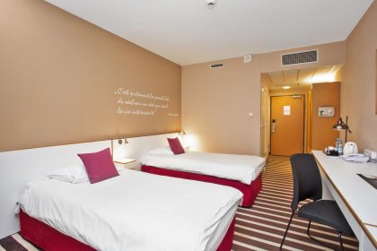 hotel **** - Novotel Warszawa Airport - zdjęcie 13