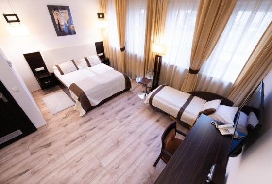 hotel *** - Hotel Borowiecki - Pokoje - zdjęcie 7