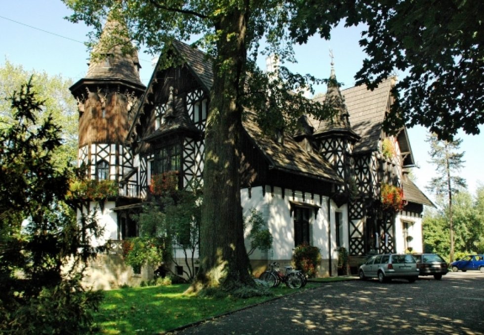 hotel **** - Hotel Noma Residence Zameczek Myśliwski Promnice