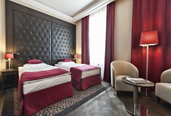 hotel **** - Red Baron Hotel - Pokoje - zdjęcie 1
