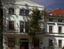 Hotel Bugatti