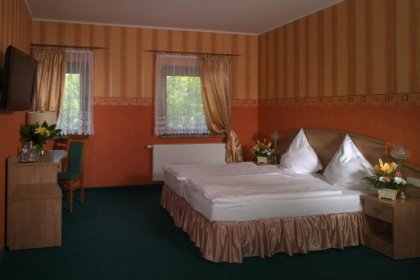 hotel *** - Hotel Bugatti - zdjęcie 5
