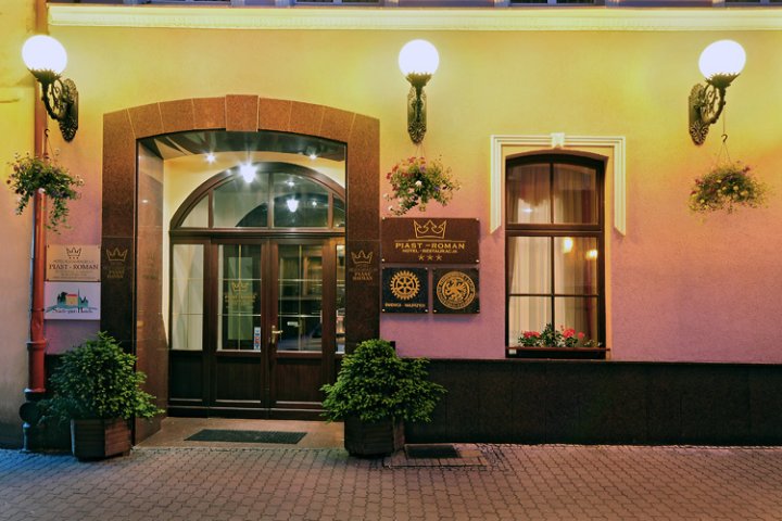 Hotel Piast-Roman