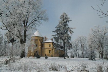 zamek - Zamek Dobra - zdjęcie 1