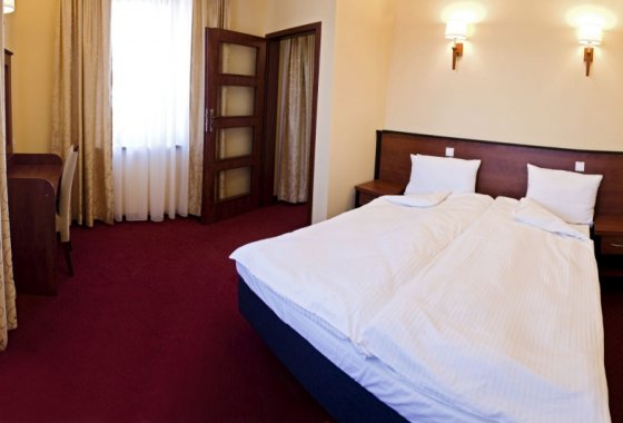 hotel *** - Hotel Piotr - Pokoje - zdjęcie 1