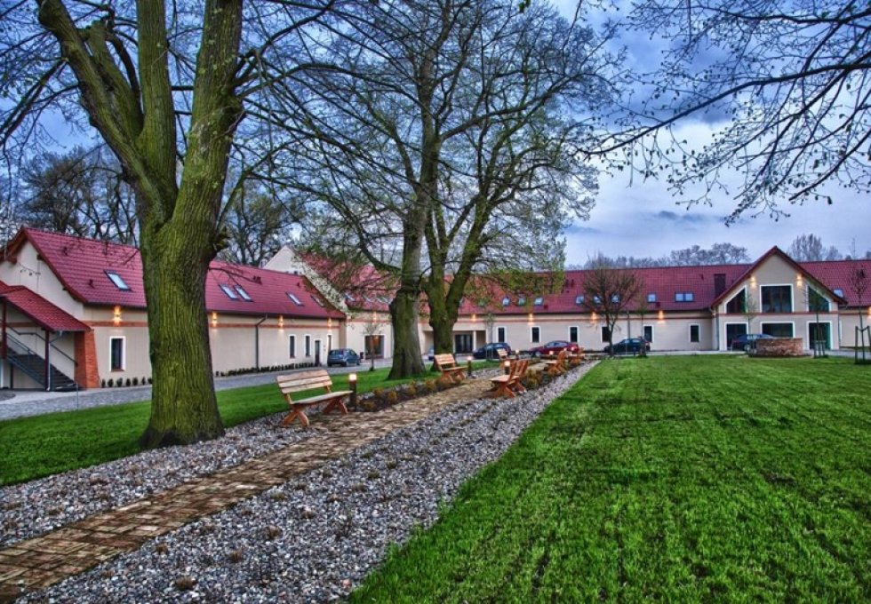 dworek - Dwór Kolesin - centrum konferencyjno rekreacyjne