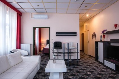 hotel **** - SkyHotelGwarna - zdjęcie 16
