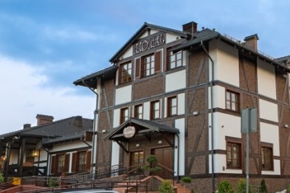 hotel *** - Oberża i Hotel Skarbek - zdjęcie 1