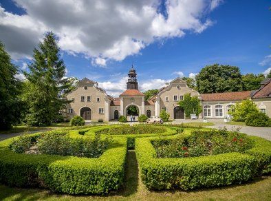 Pałac i Folwark Galiny