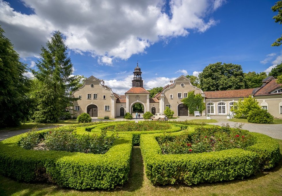 pałac - Pałac i Folwark Galiny