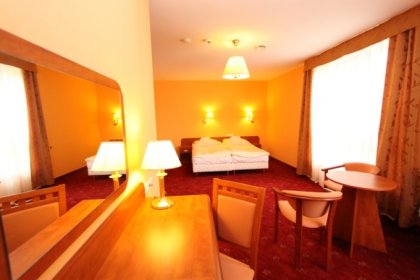 hotel - Hotel Okrąglak - zdjęcie 3