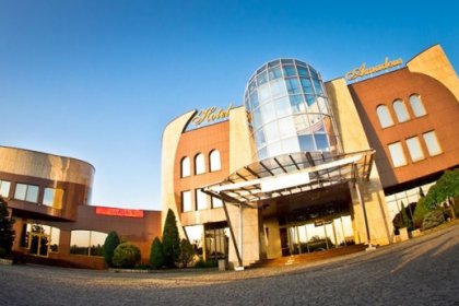 hotel **** - Hotel Amadeus Wodzisław Śląski - zdjęcie 1