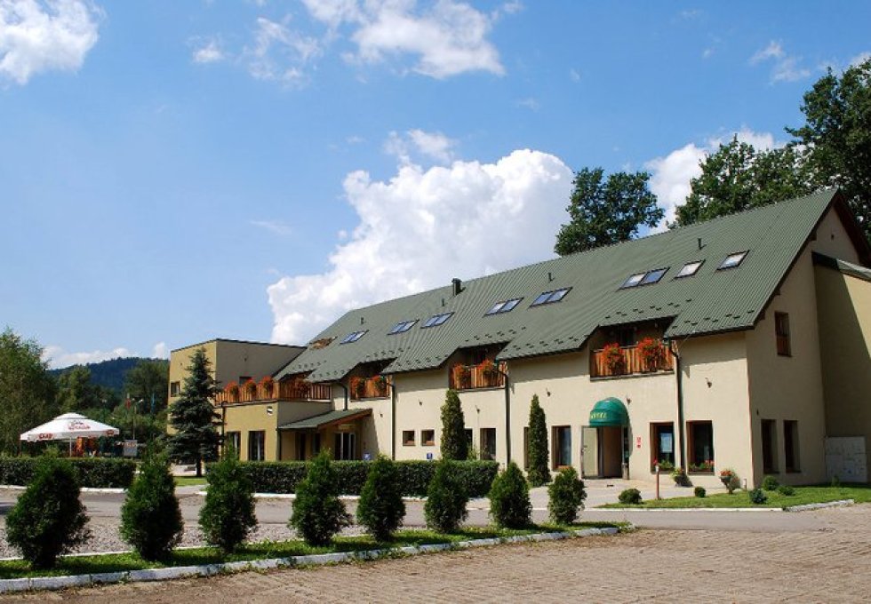 hotel *** - Centrum Konferencyjno - Wypoczynkowe Dębina