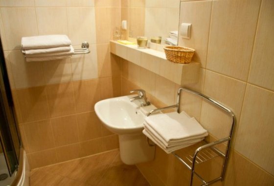 hotel *** - Centrum Konferencyjno - Wypoczynkowe Dębina - Pokoje - zdjęcie 1