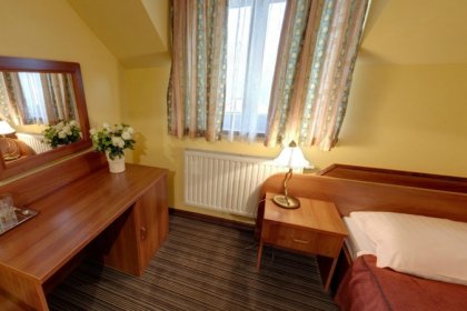 hotel *** - Hotel Tycjan - zdjęcie 4