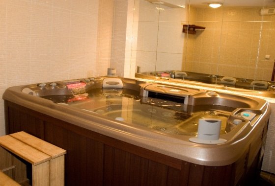 hotel *** - Hotel Elida - Usługi - zdjęcie 2