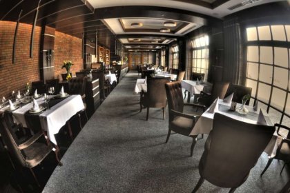 hotel *** - Hotel Alhar - zdjęcie 1