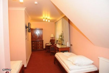 hotel *** - Hotel-Karczma Czardasz - zdjęcie 11