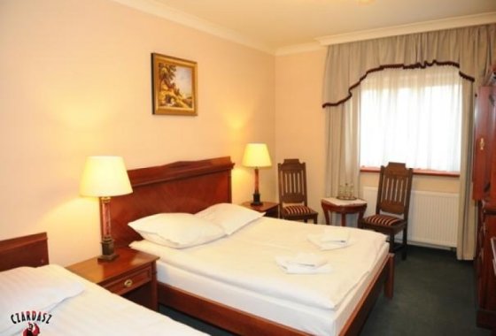 hotel *** - Hotel-Karczma Czardasz - Pokoje - zdjęcie 4