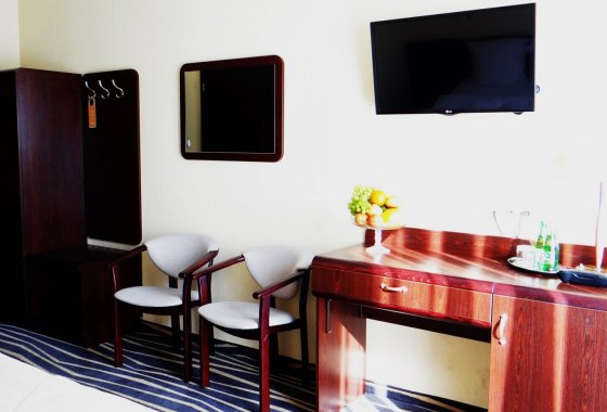 hotel *** - Hotel & Centrum Biznesowe & Restauracja Adria - Pokoje - zdjęcie 7