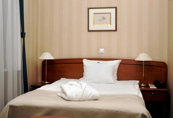 hotel **** - Hotel pod Orłem - Pokoje - zdjęcie 2