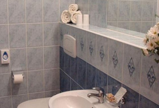 hotel - Hotel Uniwersytecki Uniwersytetu Mikołaja Kopernika - Pokoje - zdjęcie 6