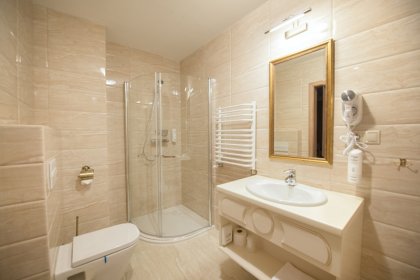 hotel **** - Hotel Kiston - zdjęcie 5