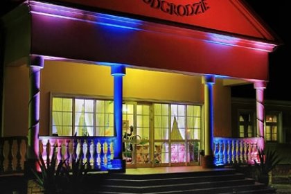 hotel *** - Hotel Podgrodzie - zdjęcie 1