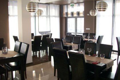 hotel *** - HOTEL*** RESTAURACJA PLANETA - zdjęcie 9