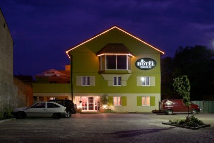 hotel *** - Restauracja – Hotel Imperium - zdjęcie 2