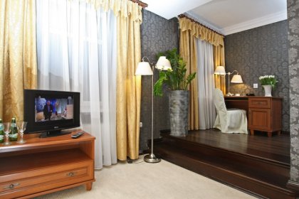 hotel *** - Restauracja – Hotel Imperium - zdjęcie 13