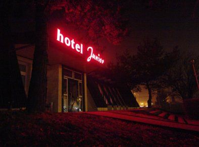 Hotel Junior * * 