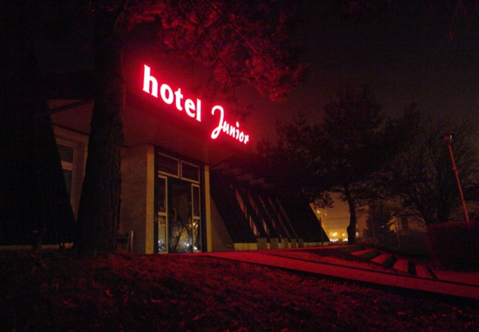 hotel - Hotel Junior * *