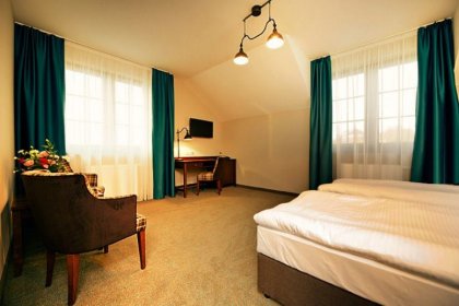 hotel *** - Biesiada*** Hotel i Restauracja - zdjęcie 2