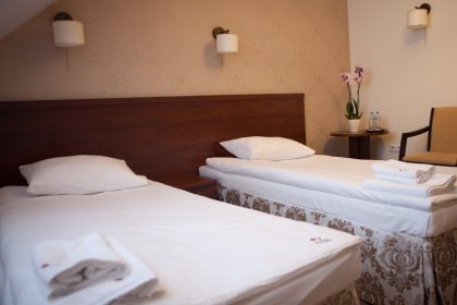 hotel *** - Hotel Trzy Róże - zdjęcie 3