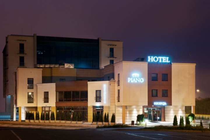 Hotel Piano***
