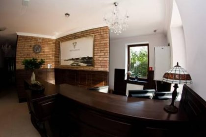 hotel *** - Hotel Trzy Korony - zdjęcie 1