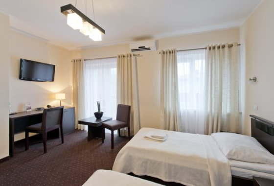 hotel *** - Hotel Capitol*** - Pokoje - zdjęcie 3