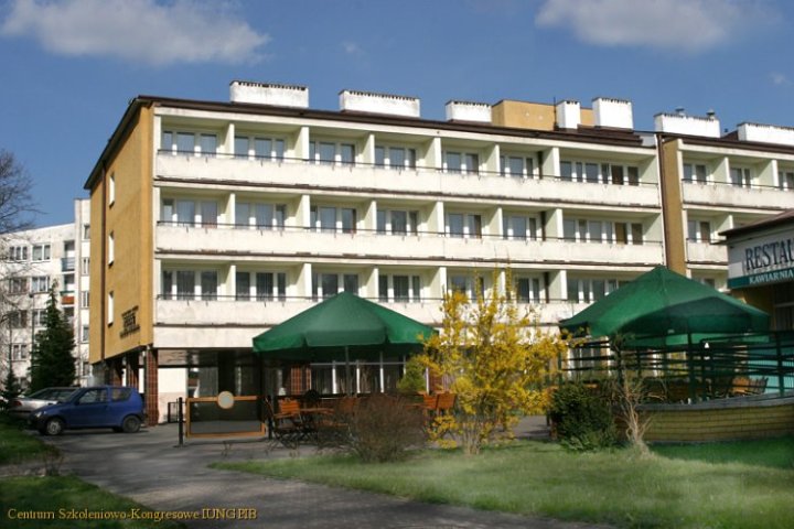 IUNG Hotel***
