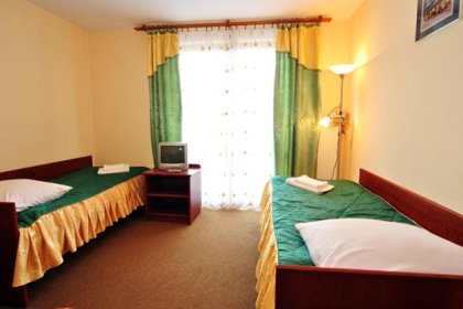 hotel - Dom Pracy Twórczej w Kazimierzu Dolnym nad Wisłą - zdjęcie 1