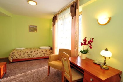 hotel - Dom Pracy Twórczej w Kazimierzu Dolnym nad Wisłą - zdjęcie 4