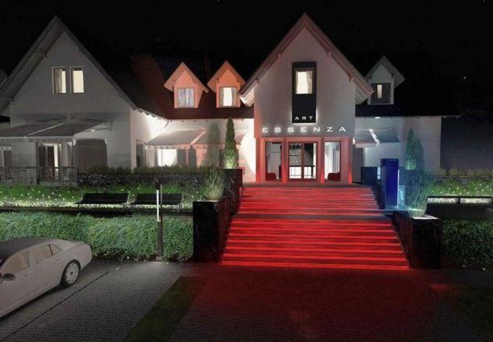 inny - Essenza Party Center