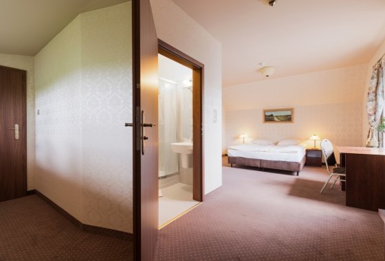 hotel *** - Folwark Restauracja & Hotel - Pokoje - zdjęcie 3