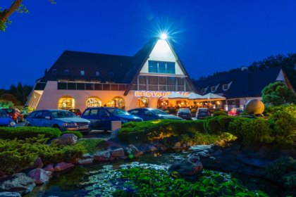 hotel *** - Hotel na Półboru - zdjęcie 1