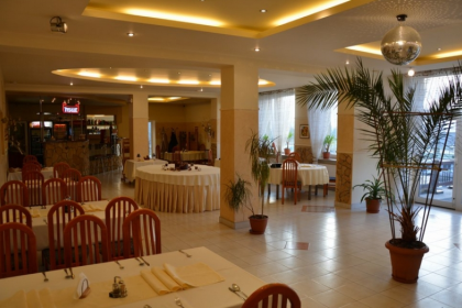 hotel *** - Hotel Hades Ostrówek - zdjęcie 4