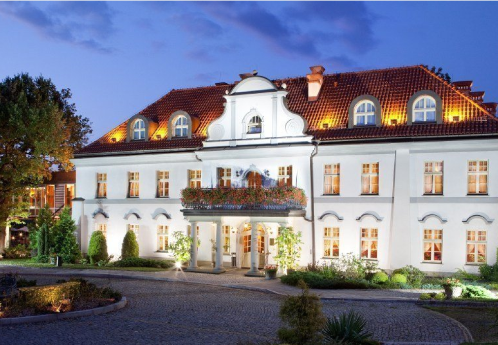 hotel **** - Hotel Pałac Czarny Las