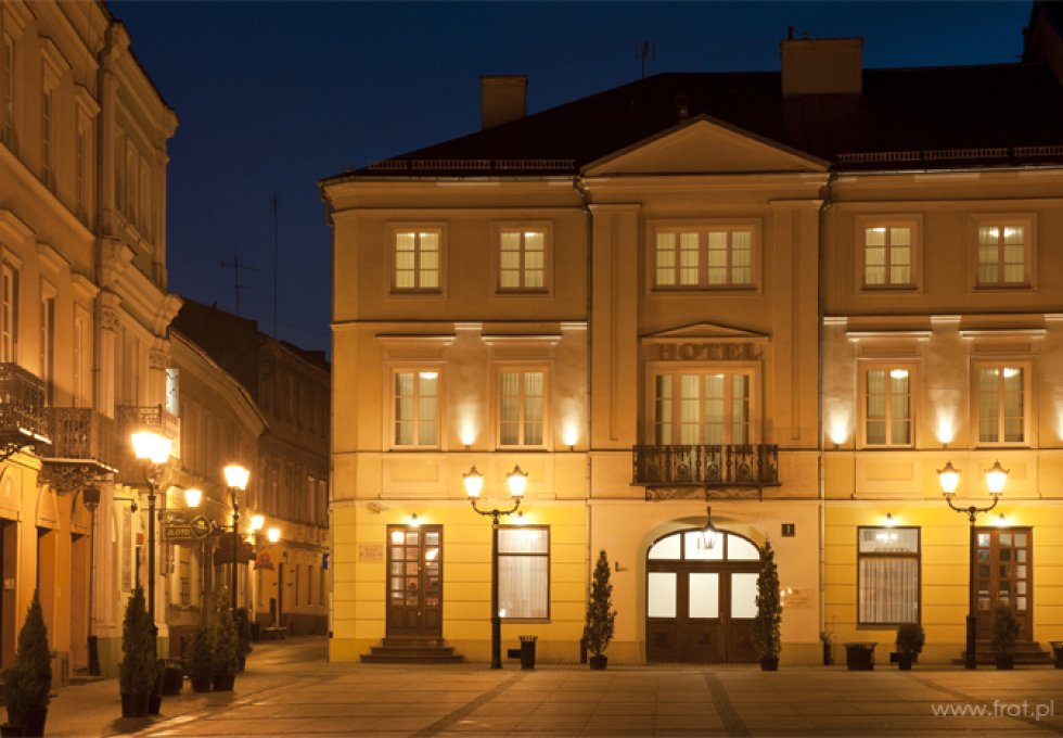 hotel *** - Hotel Staromiejski ***