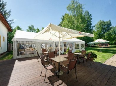 Hotel Prezydent- taras- SaleBiznesowe.pl