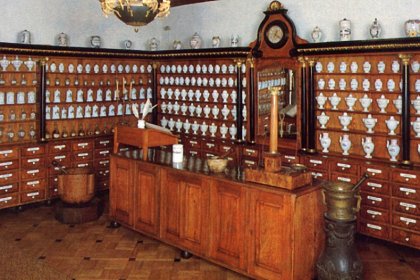 inny - Muzeum Farmacji Uniwersytetu Jagiellońskiego Collegium Medicum - zdjęcie 1