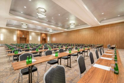 hotel **** - DoubleTree by Hilton Kraków Hotel & Convention Center - zdjęcie 6